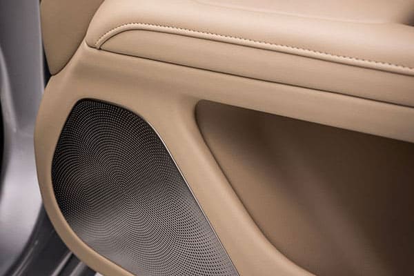 מערכת סאונד היקפית בעלת 11 רמקולים